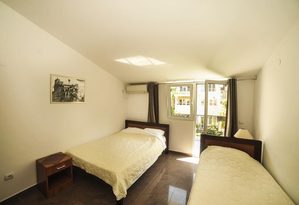 Mijovic Apartments Budva Buitenkant foto