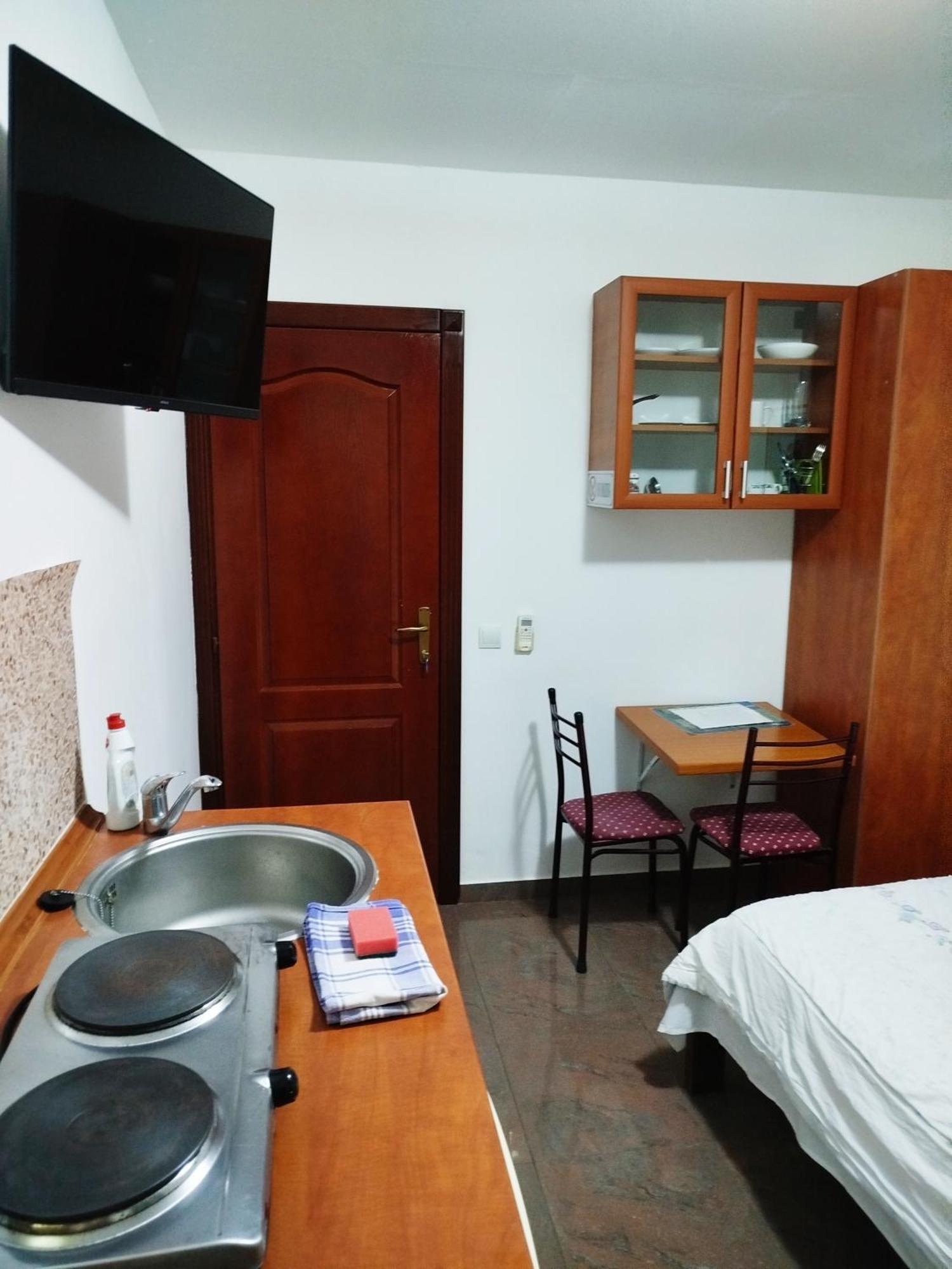 Mijovic Apartments Budva Buitenkant foto